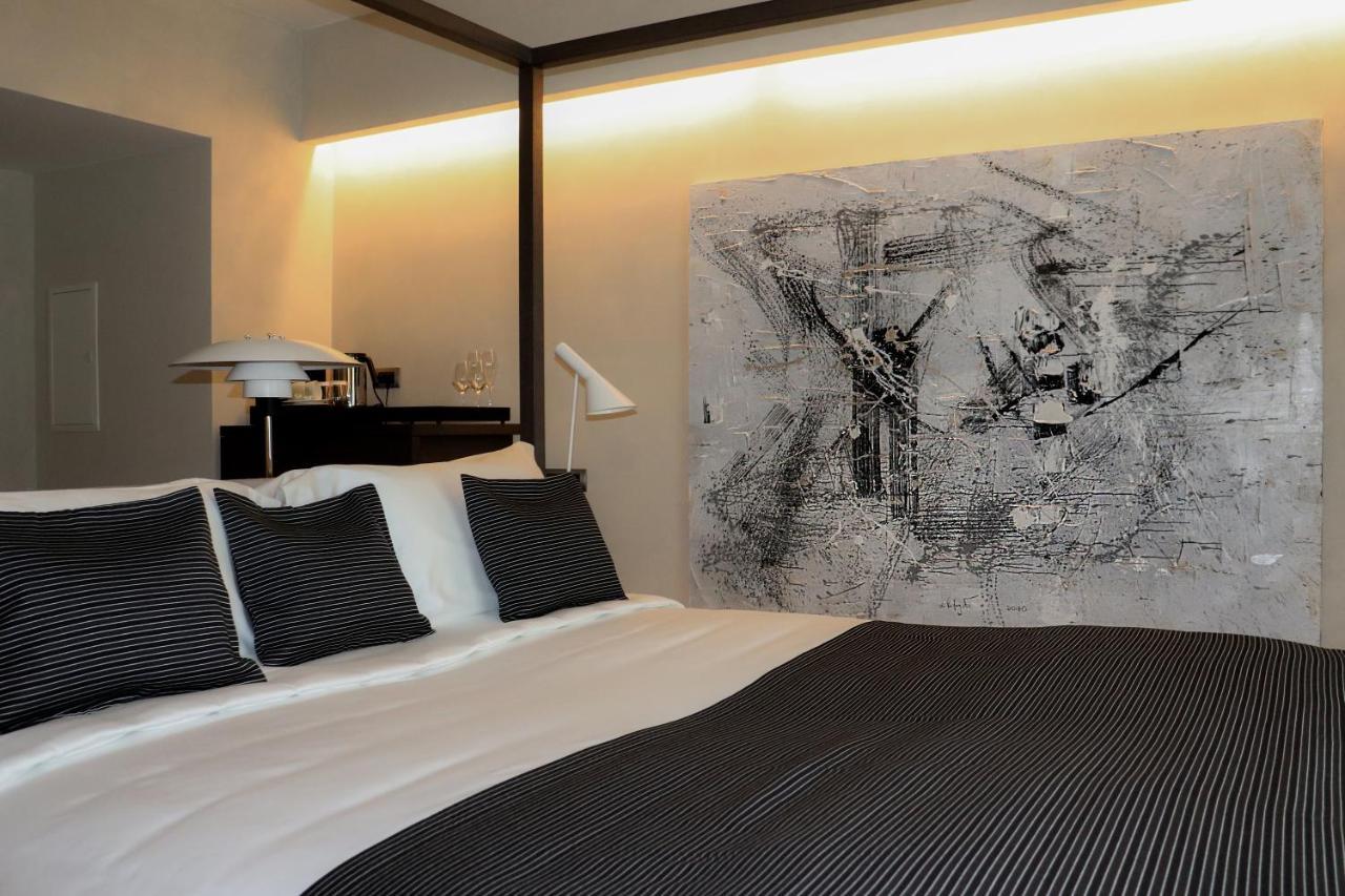 Monograph Freedom Square Hotel Tbiliszi Kültér fotó