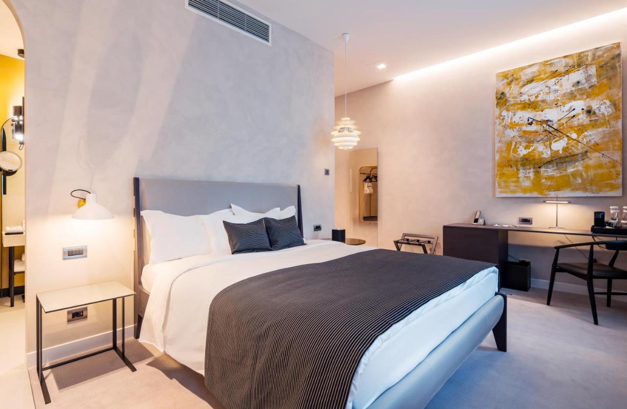Monograph Freedom Square Hotel Tbiliszi Kültér fotó Deluxe room